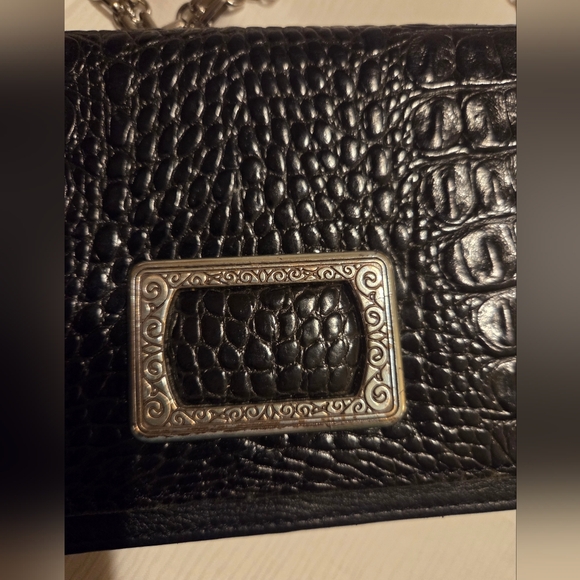 Brigbton/VT/Elegant Black Crocodile-Embossed Chain Bag. - Picture 2 of 10